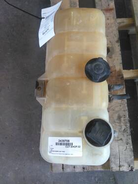 3697571 Volvo 2439708 Vn Radiator Overflow Tank 1999