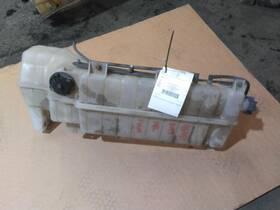 3750735 Volvo 2485384 Vnl Radiator Overflow Tank