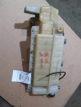 3750757 Volvo 2485405 Vnl Radiator Overflow Tank
