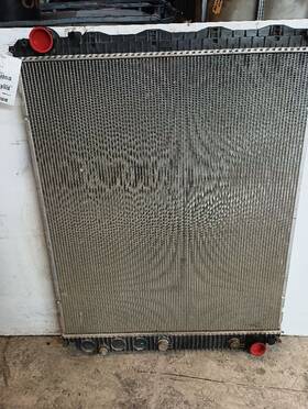675.vohc09 Volvo 2008-up Vnl Radiator 11835156