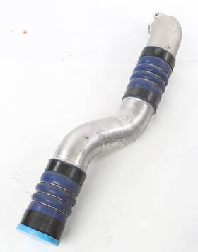 21685710 Volvo Mack Truck Service Parts New Charge Air Pipe