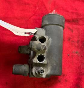 754990170 Wabco Meritor Air Brake Compressor Regulator Governor Valve