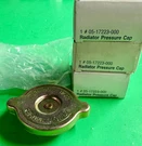 Freightliner 05-17223-000 Radiator Pressure Cap 10LB 572.2018 Lot Of Fs. Fixed Price $32.99.